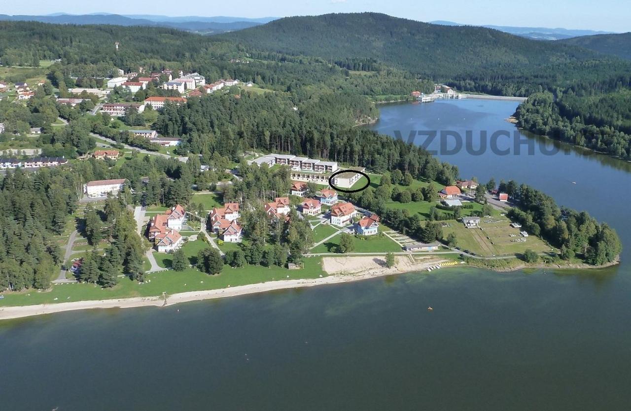 Apartman Lipno A12 Lipno nad Vltavou Exterior photo