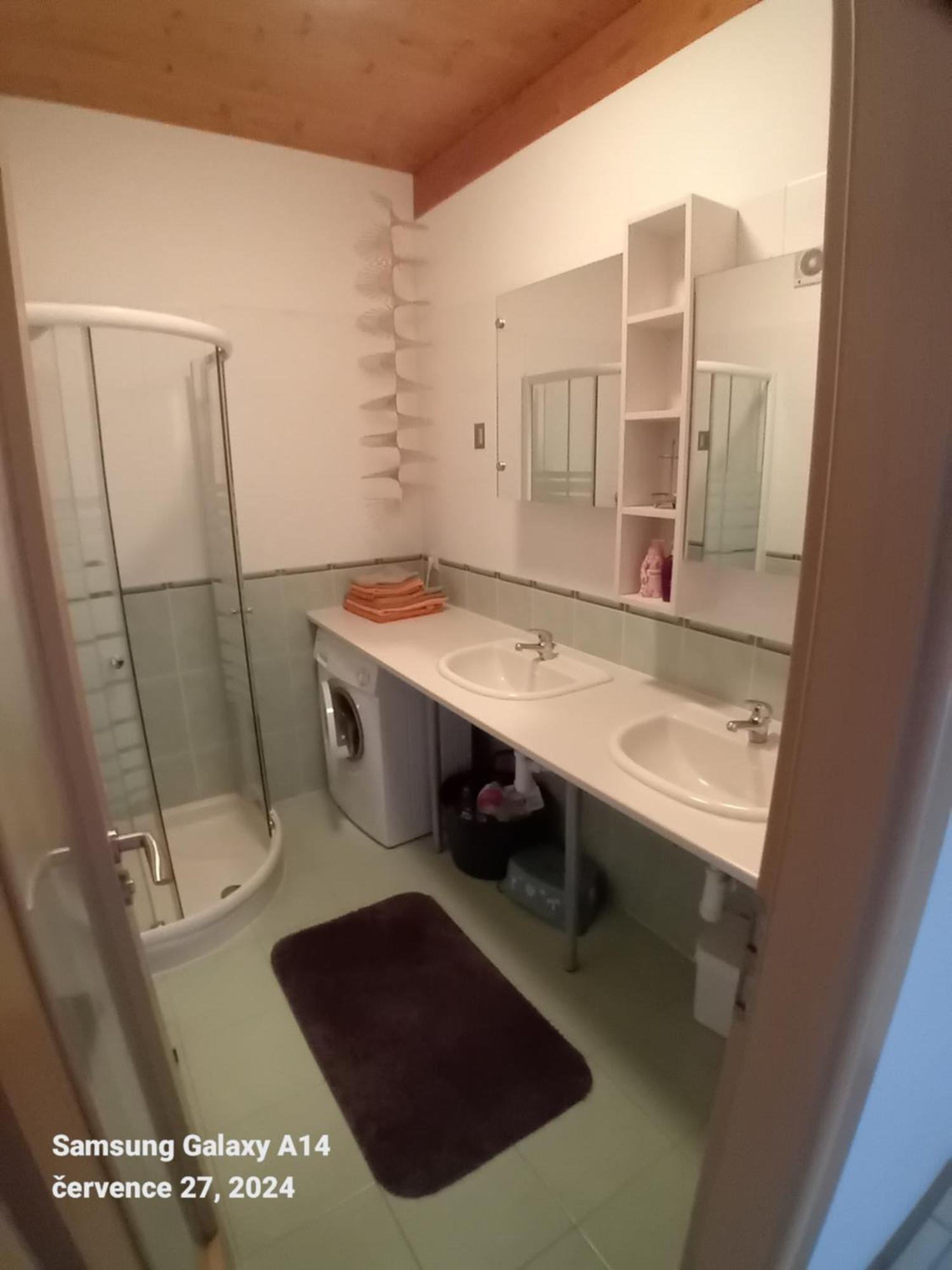 Apartman Lipno A12 Lipno nad Vltavou Exterior photo
